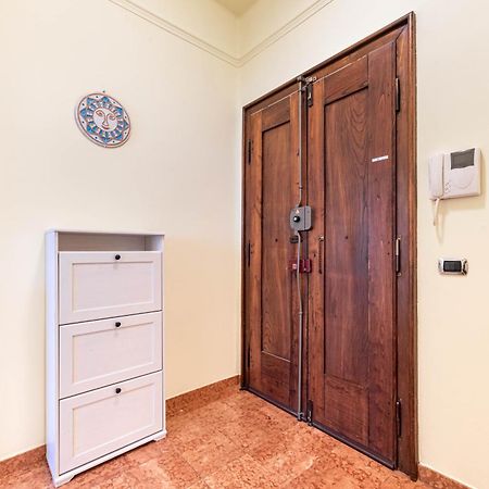 Piazza Isolo Central Apartment Verona Dış mekan fotoğraf