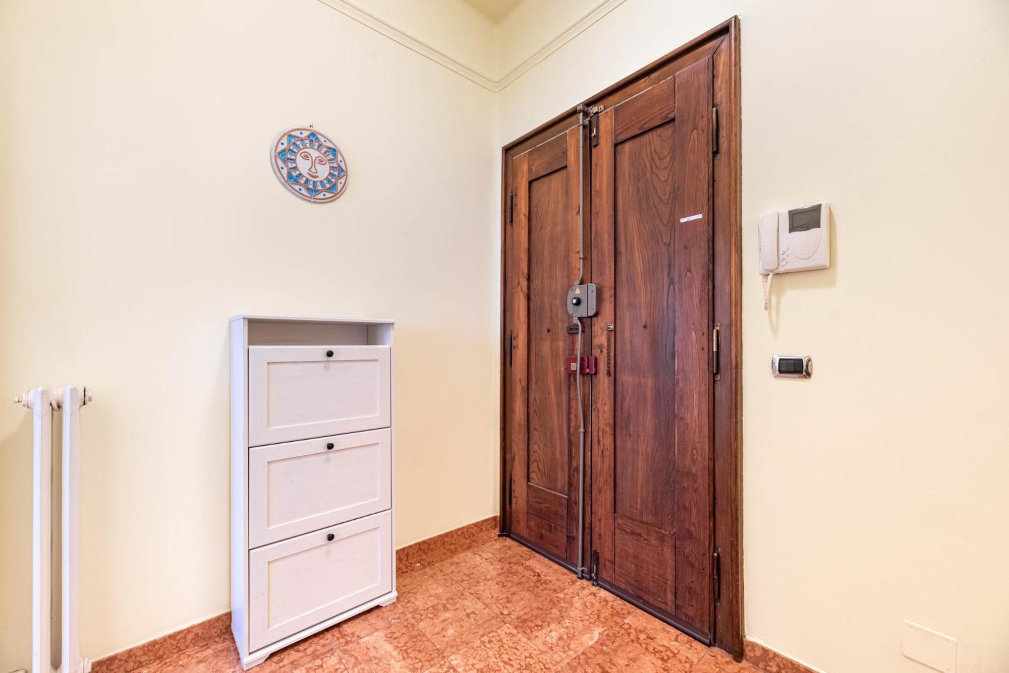 Piazza Isolo Central Apartment Verona Dış mekan fotoğraf