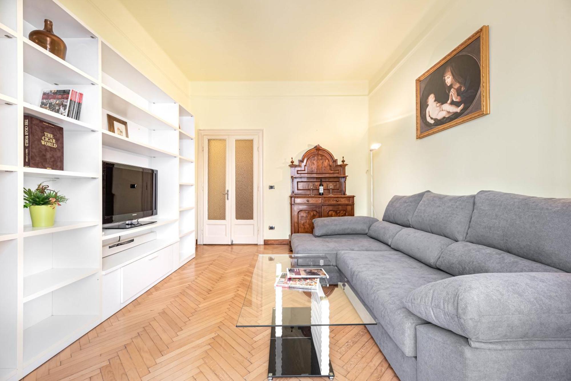 Piazza Isolo Central Apartment Verona Dış mekan fotoğraf
