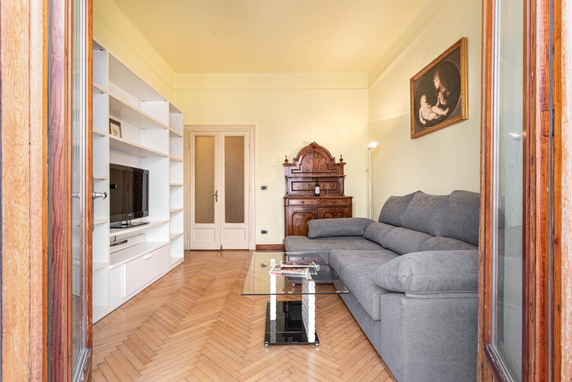 Piazza Isolo Central Apartment Verona Dış mekan fotoğraf