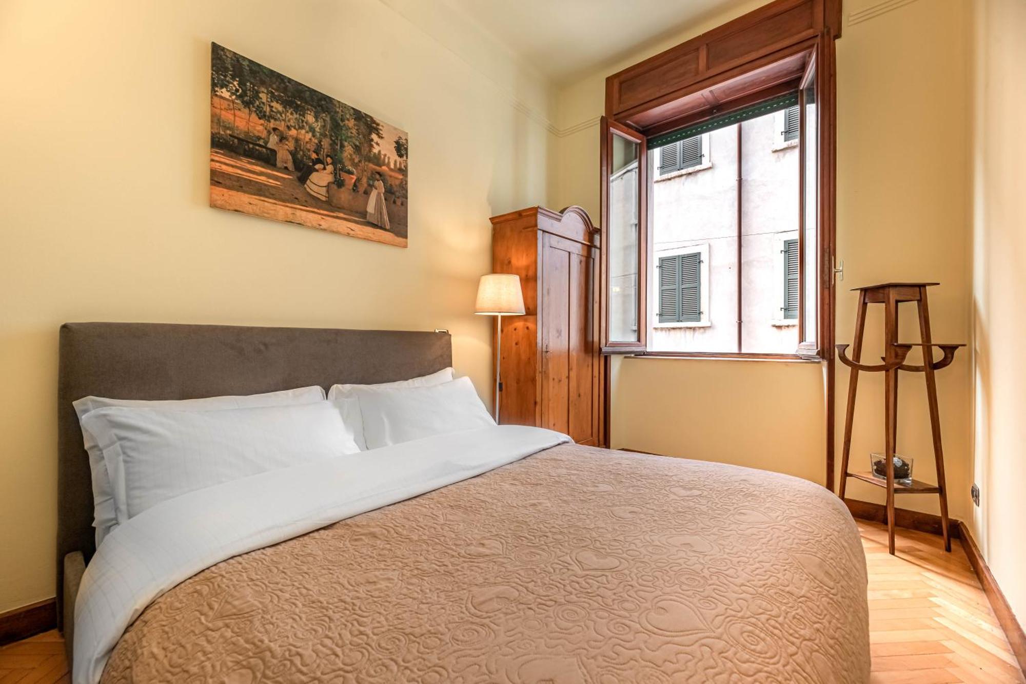 Piazza Isolo Central Apartment Verona Dış mekan fotoğraf